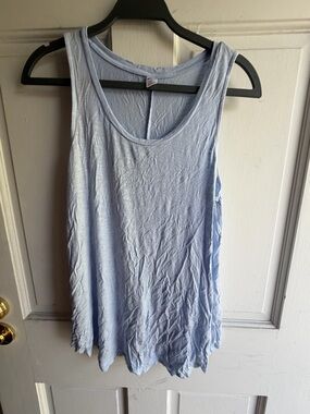 Old Navy Light Blue Scoop Neck Women's Tank